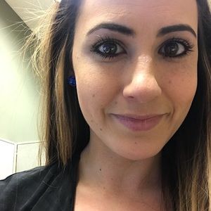 Meet your Posher, Melanie